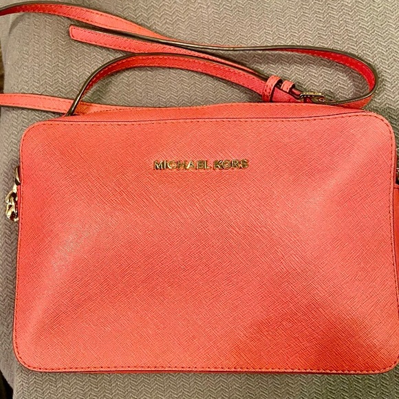 Michael Kors Crossbody - Picture 4 of 6
